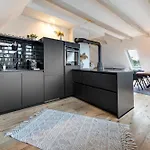 Penthouse Kokorey Apartman Halstenbek