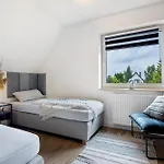 Penthouse Kokorey Apartman Halstenbek
