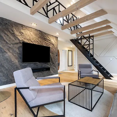 Penthouse Kokorey *